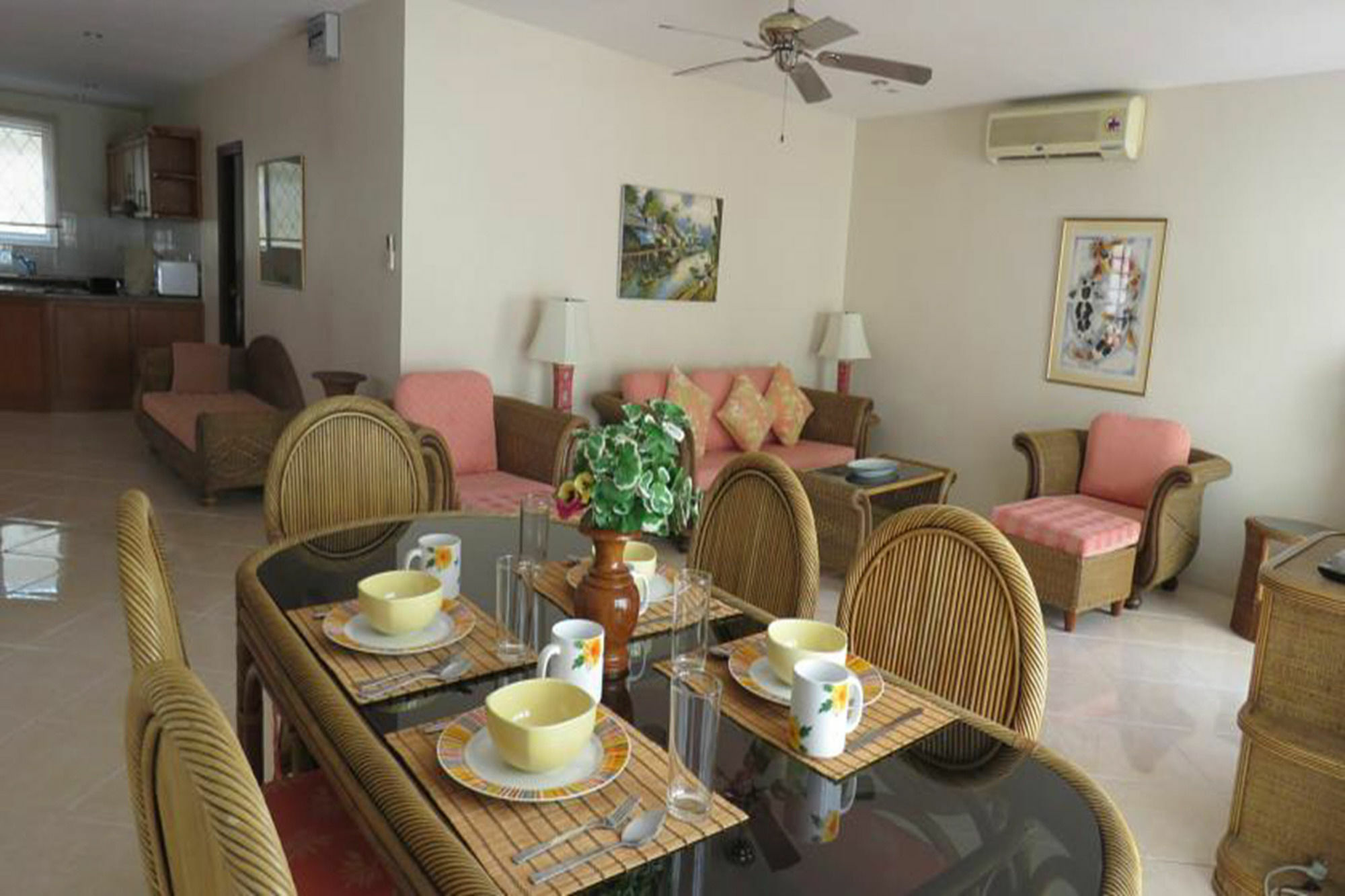 Butterfly Garden Boutique Residence SHA Extra Plus Pattaya Extérieur photo